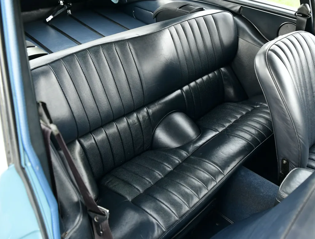 Jaguar e type v12 22 automatic  ao9u5c9x7fcn1mnyfx9b2