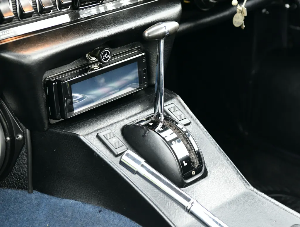 Jaguar e type v12 22 automatic  ndilcbl0uf5fv6j m3vv2