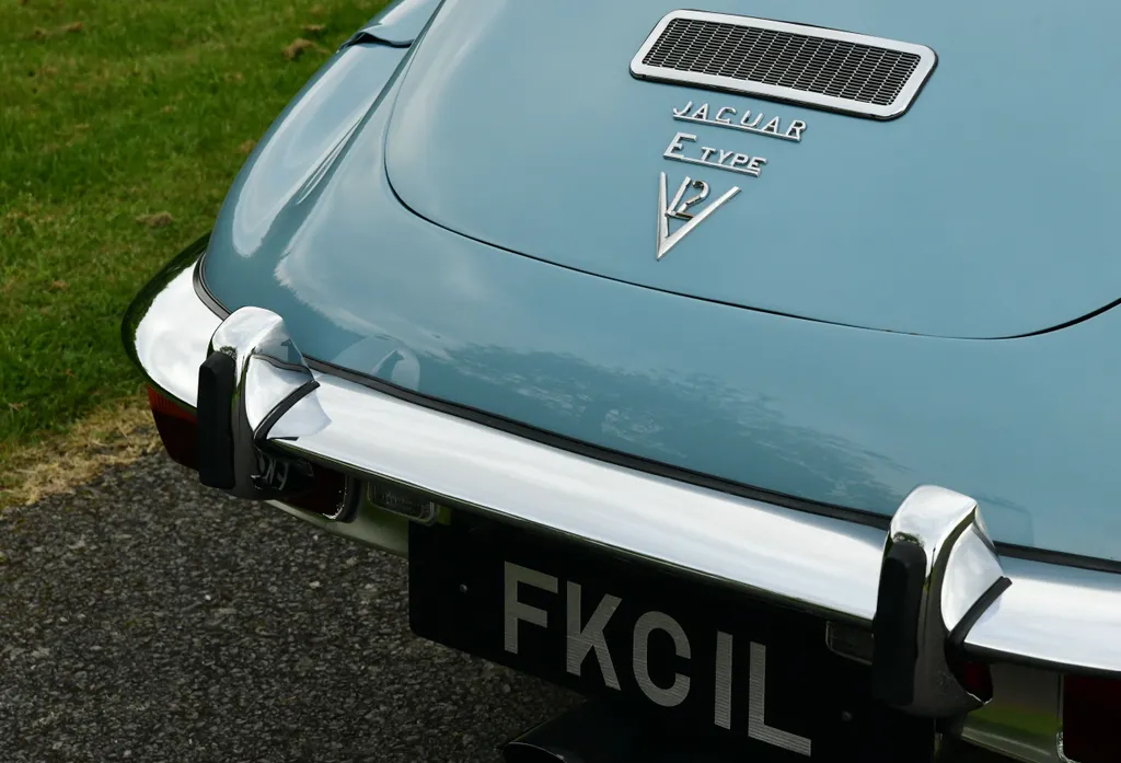 Jaguar e type v12 22 automatic  cufaeanf07szi3vqetvpm