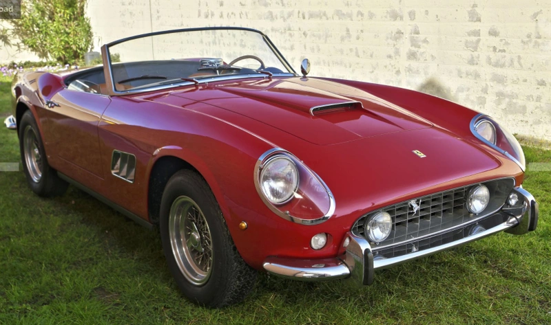 Ferrari 250  1fmw0yqonn5jzm3szgt45