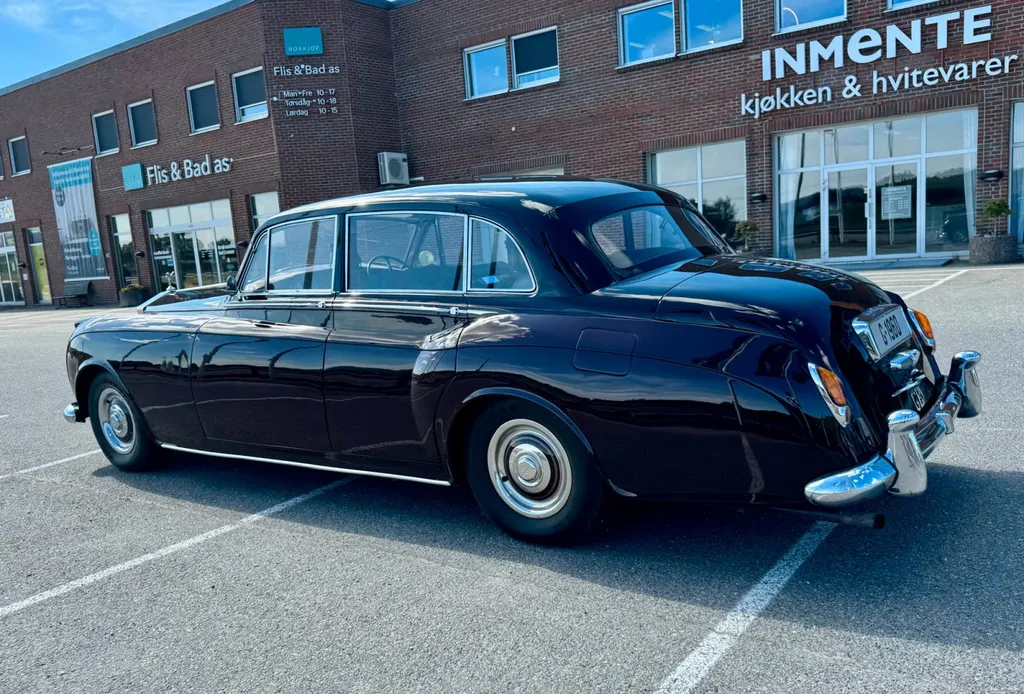 Rolls royce  silver cloud 2 lwb james young non division  kxco vshbqe fc0jdfgq