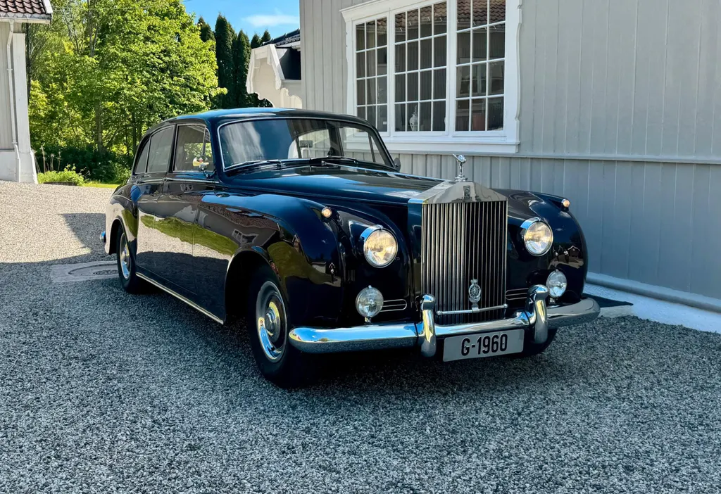 Rolls royce  silver cloud 2 lwb james young non division mubgoto13ds22ljp50zfd