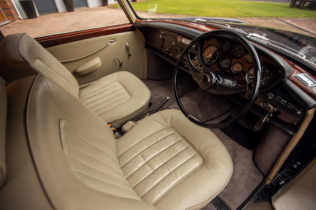 Bristol 409 coupe s 3hskiuo2ow kqfzozls