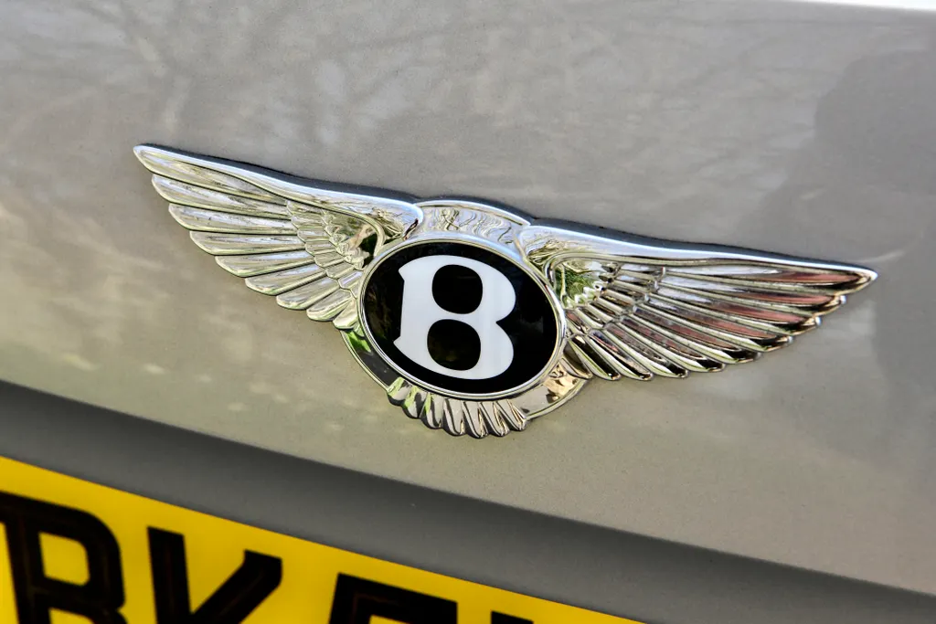 Bentley flying spur  bww2nbv2yligx6ttjgnd