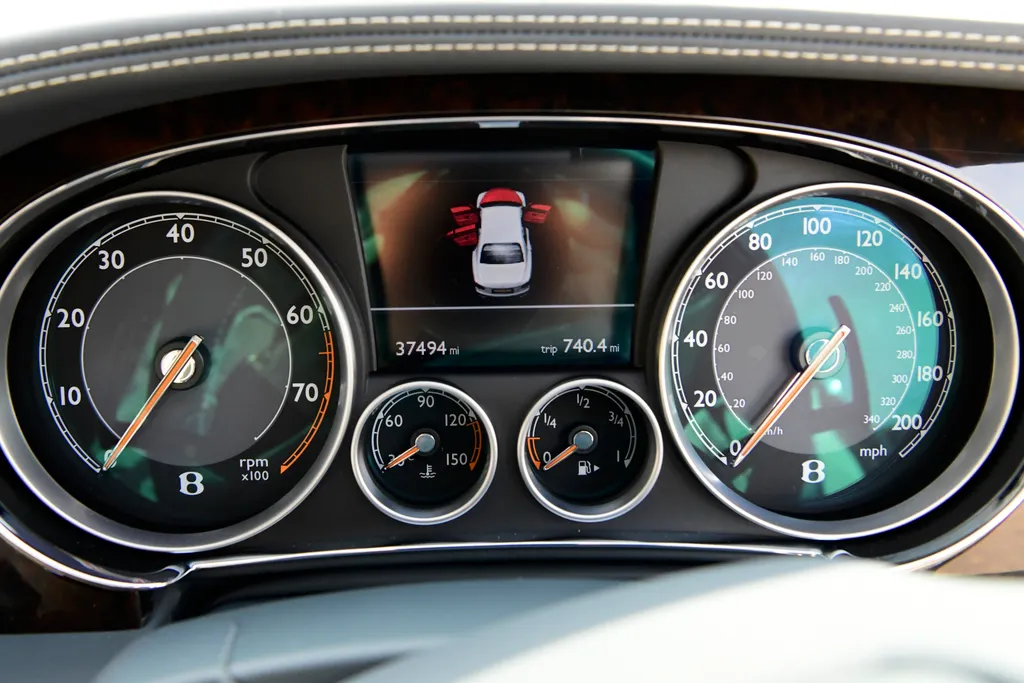 Bentley flying spur f2jv3jls7fibqpc5kq5pe