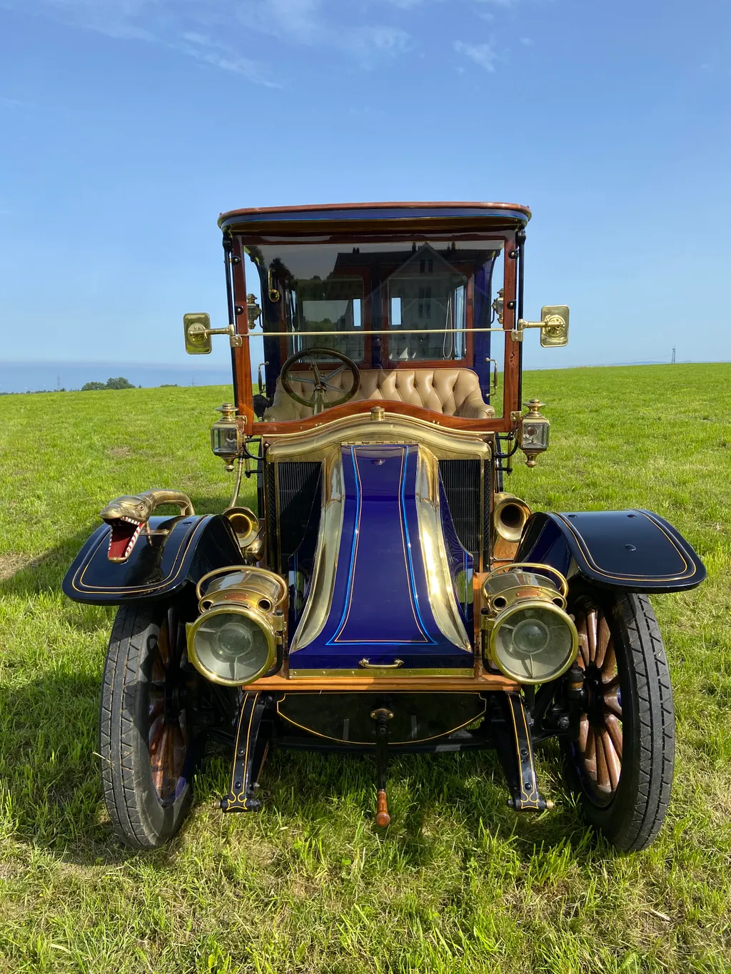Renault cc 3.6 litre open drive limousine. hwp4yzuumxrmgqm4hzk2m