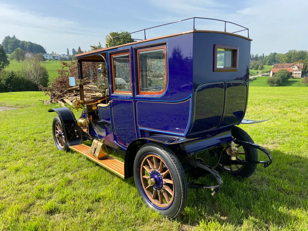 Renault cc 3.6 litre open drive limousine. wzmafwf2jdxqnfmdu3zfa