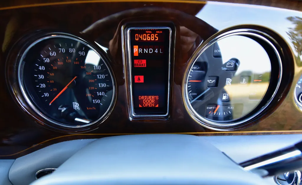 Rolls royce silver seraph qhuaytgiuiebbjsvxx1e8