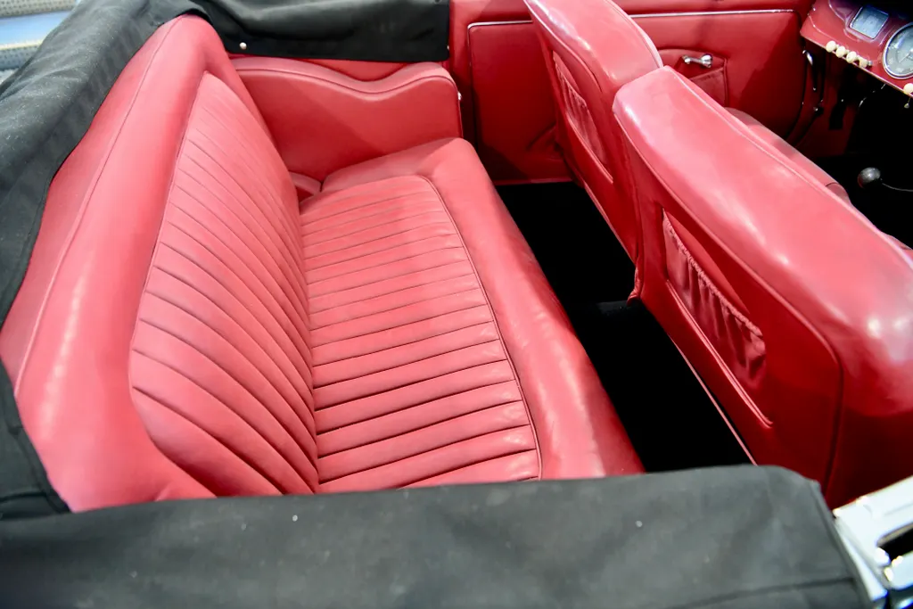 Delahaye 135m figoni  falashi cabriolet 8b8n5aderfnzlwcbchiig