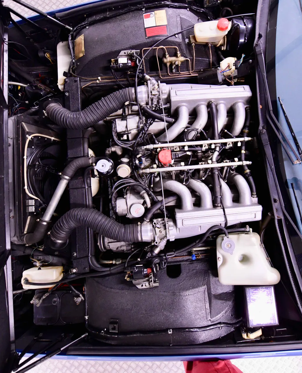 Aston martin lagonda series 4 ameif51n pfqbgj4t sna