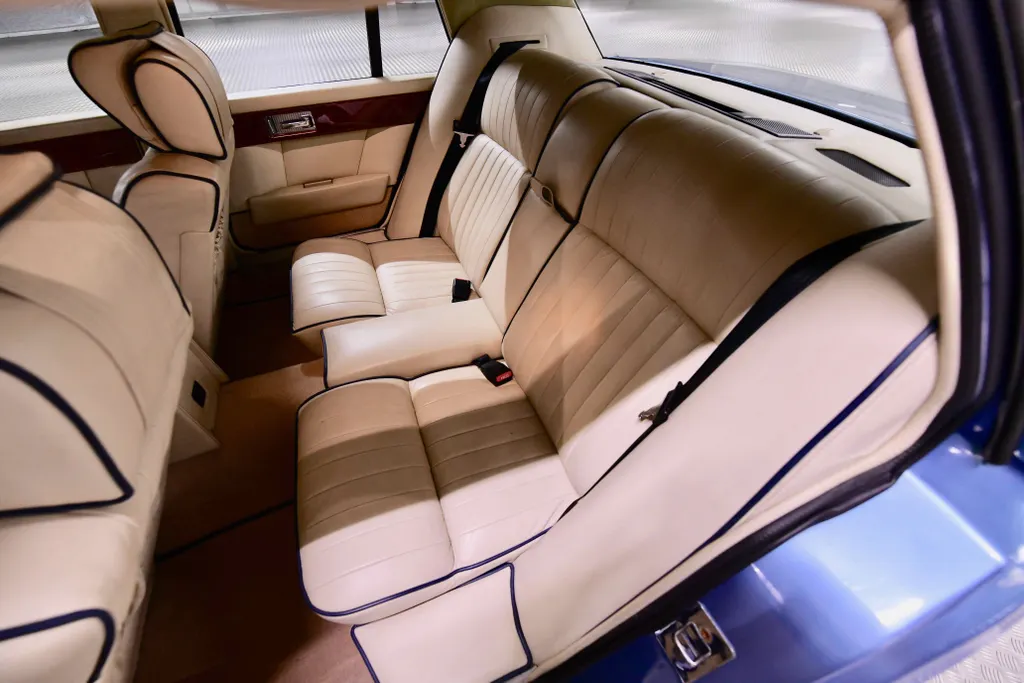 Aston martin lagonda series 4 dbicpmafwzqndw1g8ibe8