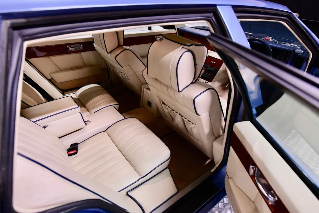 Aston martin lagonda series 4 u6tvml7a4y5sv8leuey n