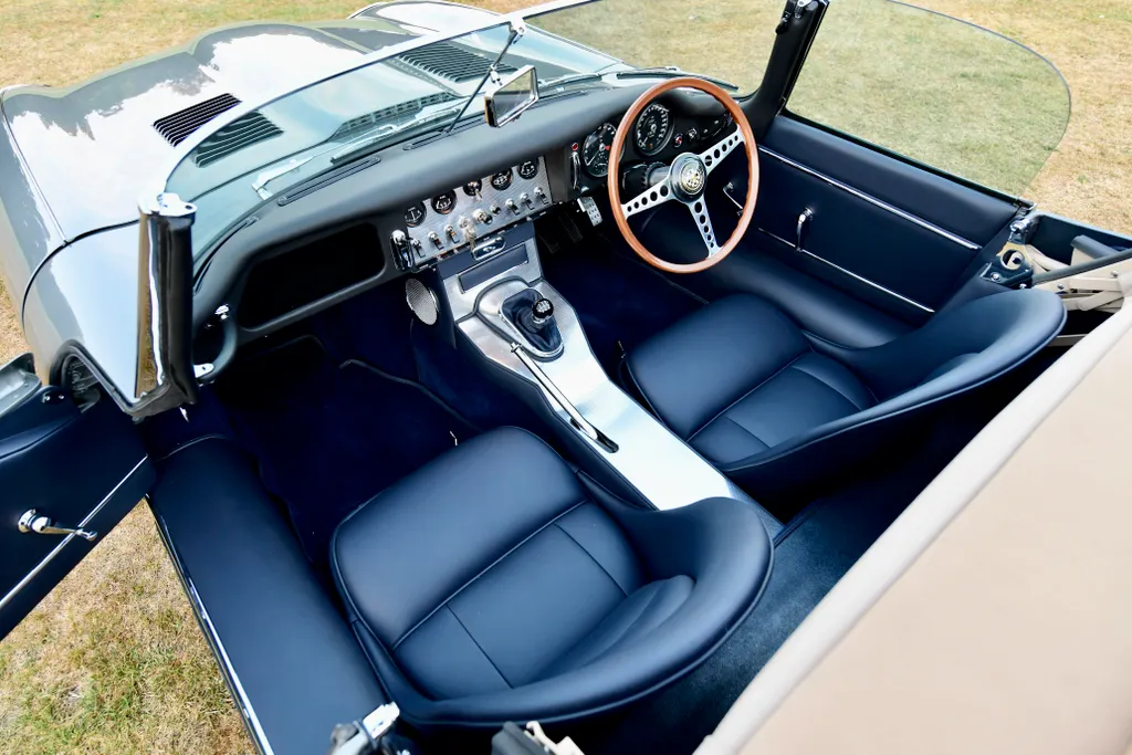 Jaguar e type nsljzc2plprz4ke6wqbwc