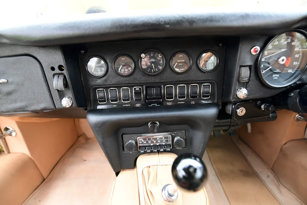Jaguar e type 4.2 liter series 2 coupe 22 nvfgils4krurrgzswxdgu