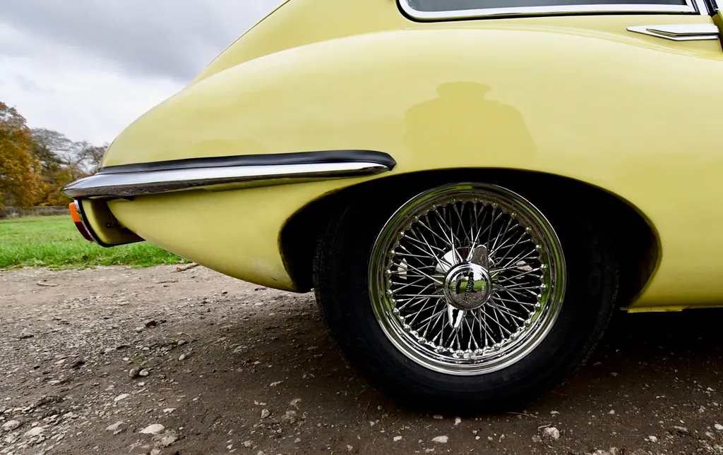 Jaguar e type 4.2 liter series 2 coupe 22 d5bor vkxmxjk bifq7uz