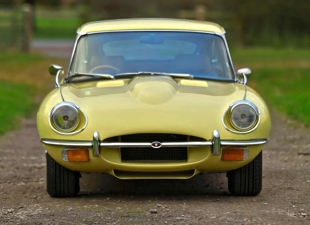 Jaguar e type 4.2 liter series 2 coupe 22 fyk6euhv7kbcvjqbqnmra