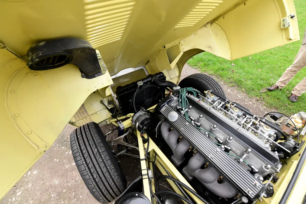 Jaguar e type 4.2 liter series 2 coupe 22 xavgtztmohckvlr4ztuve