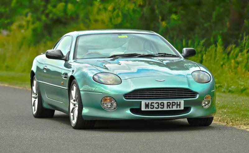 Aston martin db7 hbxblumlkxummq0q0mfro