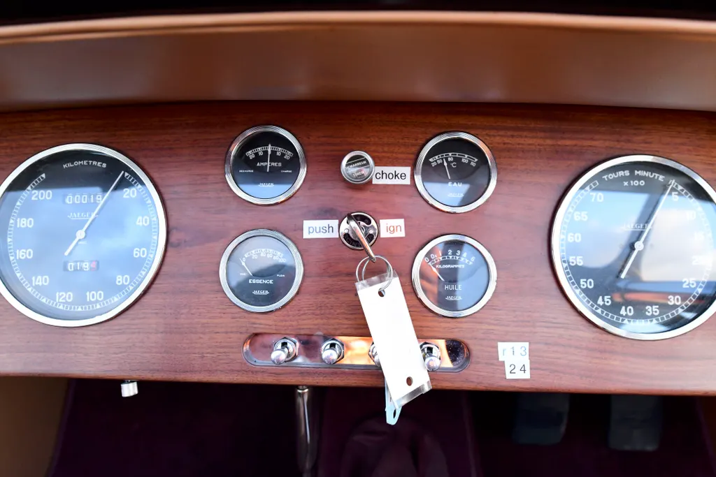 Bugatti type 57c by vanvoorenfigoni  falaschi v00y1ysnzmdiznxlglxum