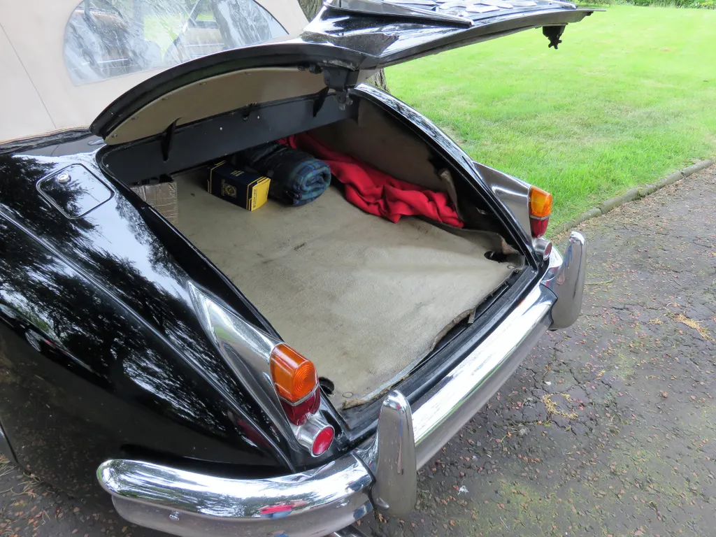 Jaguar xk150s 3.8 litre drophead coupe. 8t2zvwuqtx6bewwz2uigy