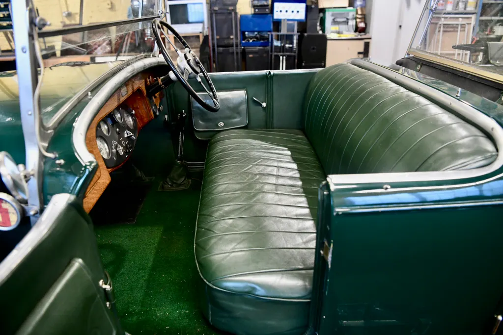 Alvis silver eagle tourer. kc7rtuzwqvjniycixbq 5