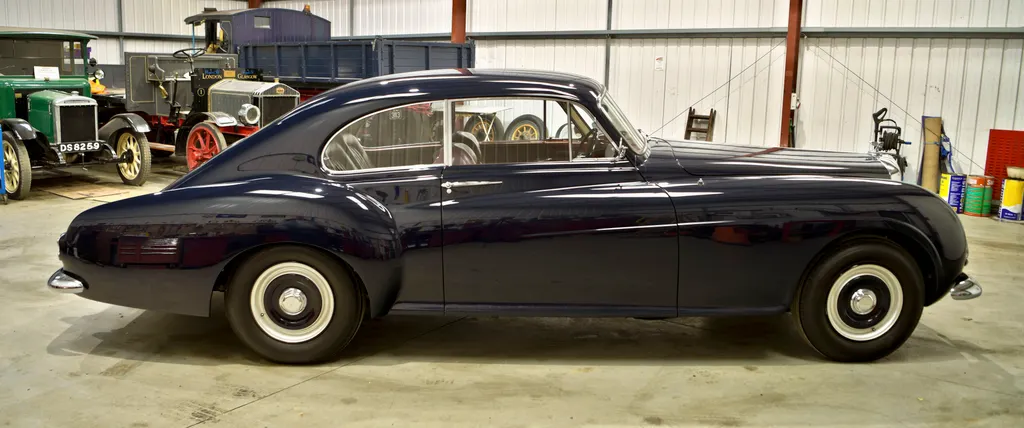 Bentley r type continental fastback manual kcygojl4prb1if6p2eagk