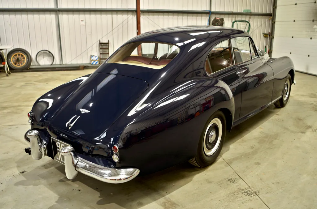 Bentley r type continental fastback manual fwc2anqszzs94dujgftkc