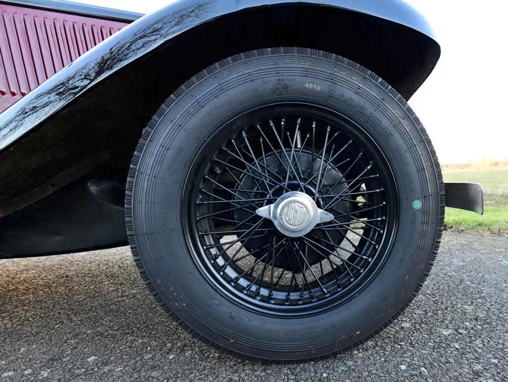 Lancia augusta  3j q3bcszgrqk11zri0zu
