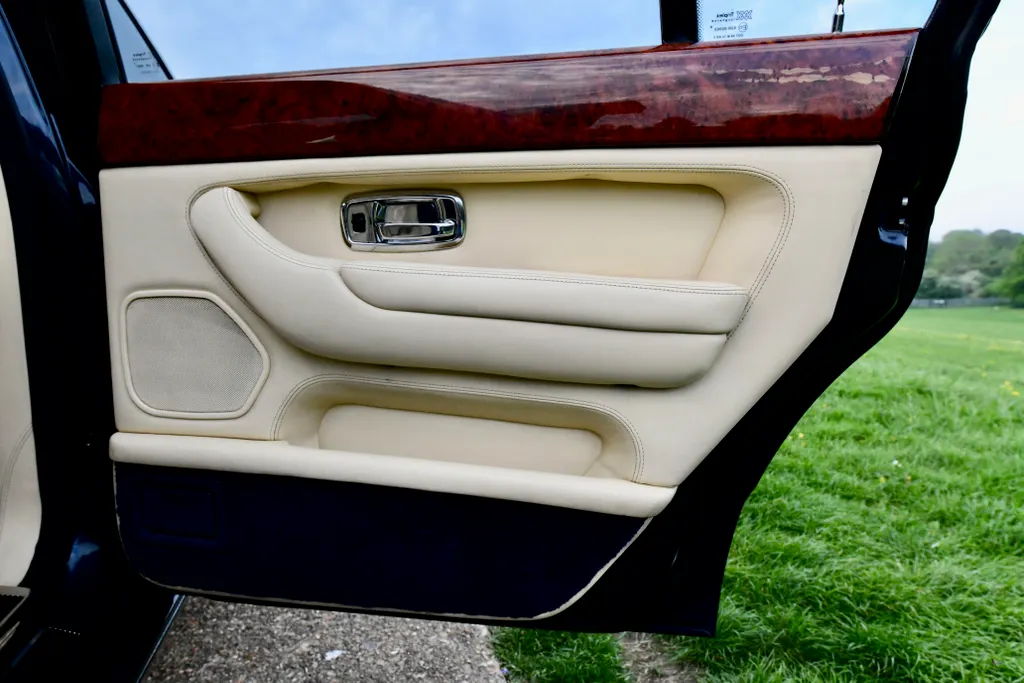 Bentley arnage 7tbdjmrm5w2oymcset70s