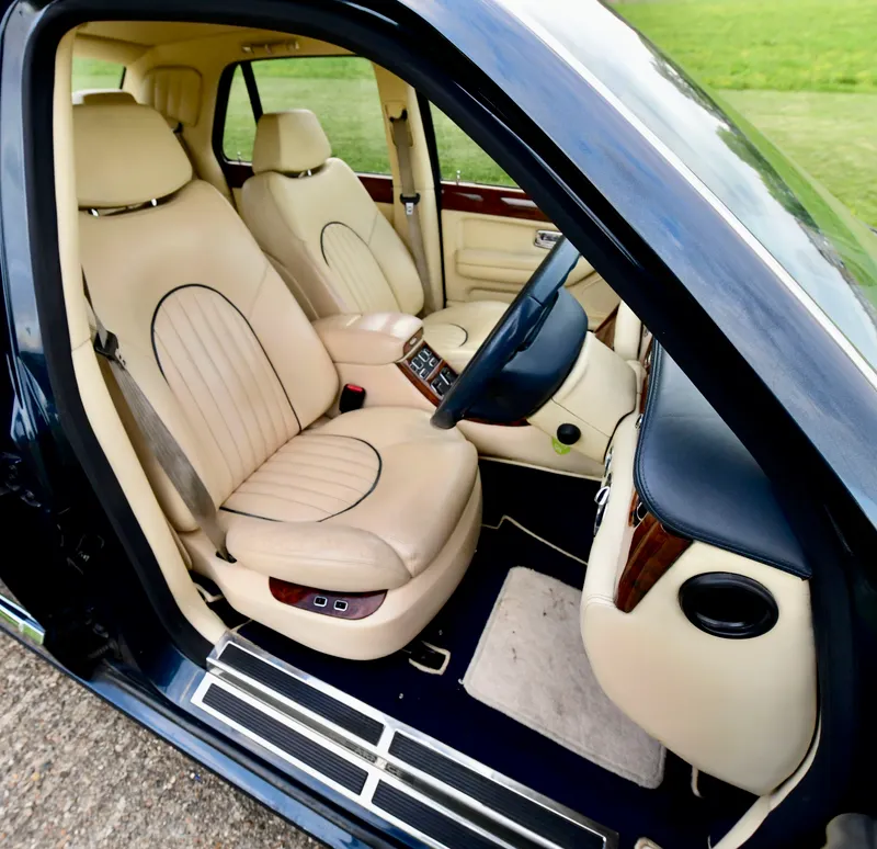 Bentley arnage vntzsixofy jlkl4hqbtw