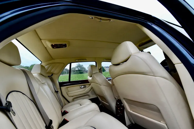 Bentley arnage hcq8 iqkttribhckvzwbm