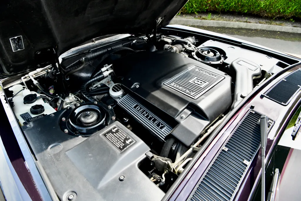 Bentley turbo rt  cfzxigsf3 8umuqybsan3