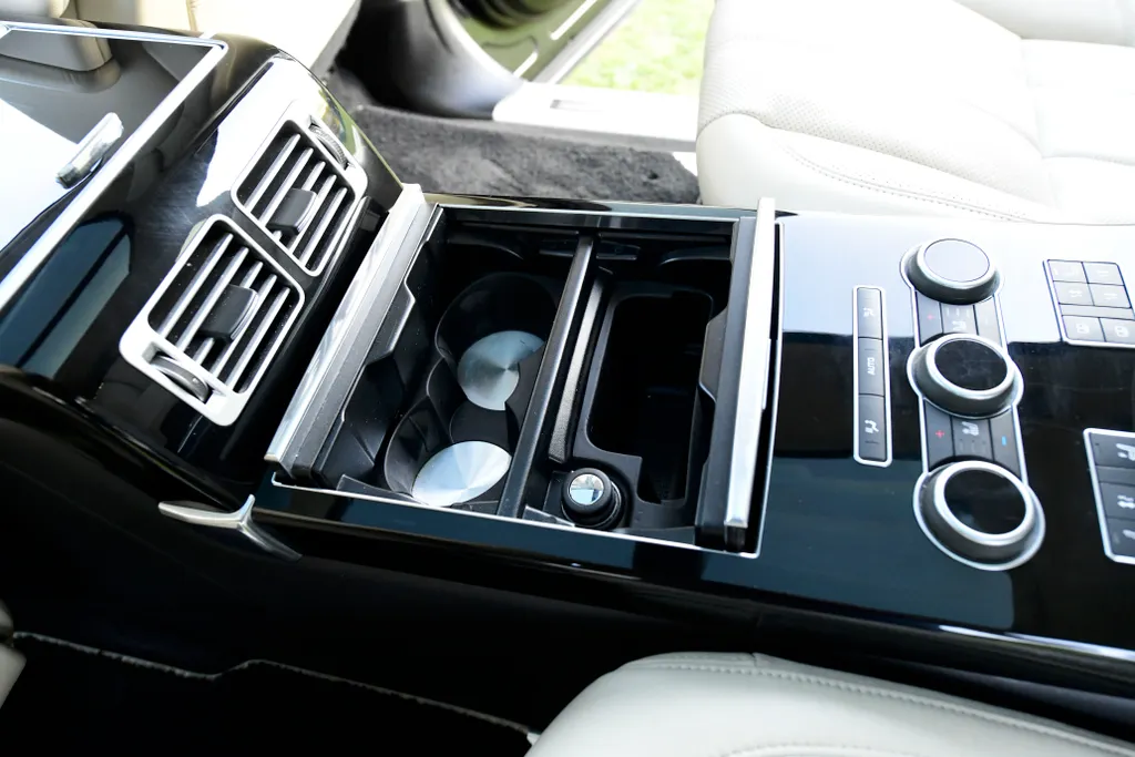 Land rover range rover dnhgwyoqvpu2gom3u yy 