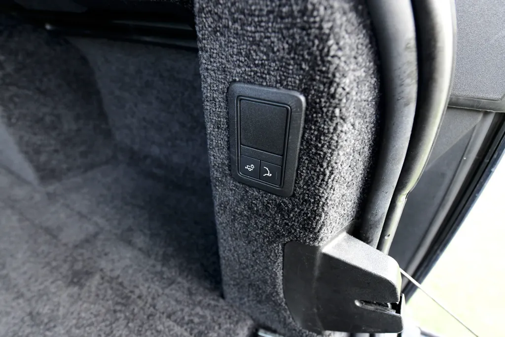 Land rover range rover jwd1xscpjxto4uumijto2