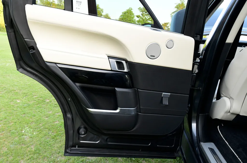 Land rover range rover xt2a 4dwxkulso1 fcwd0