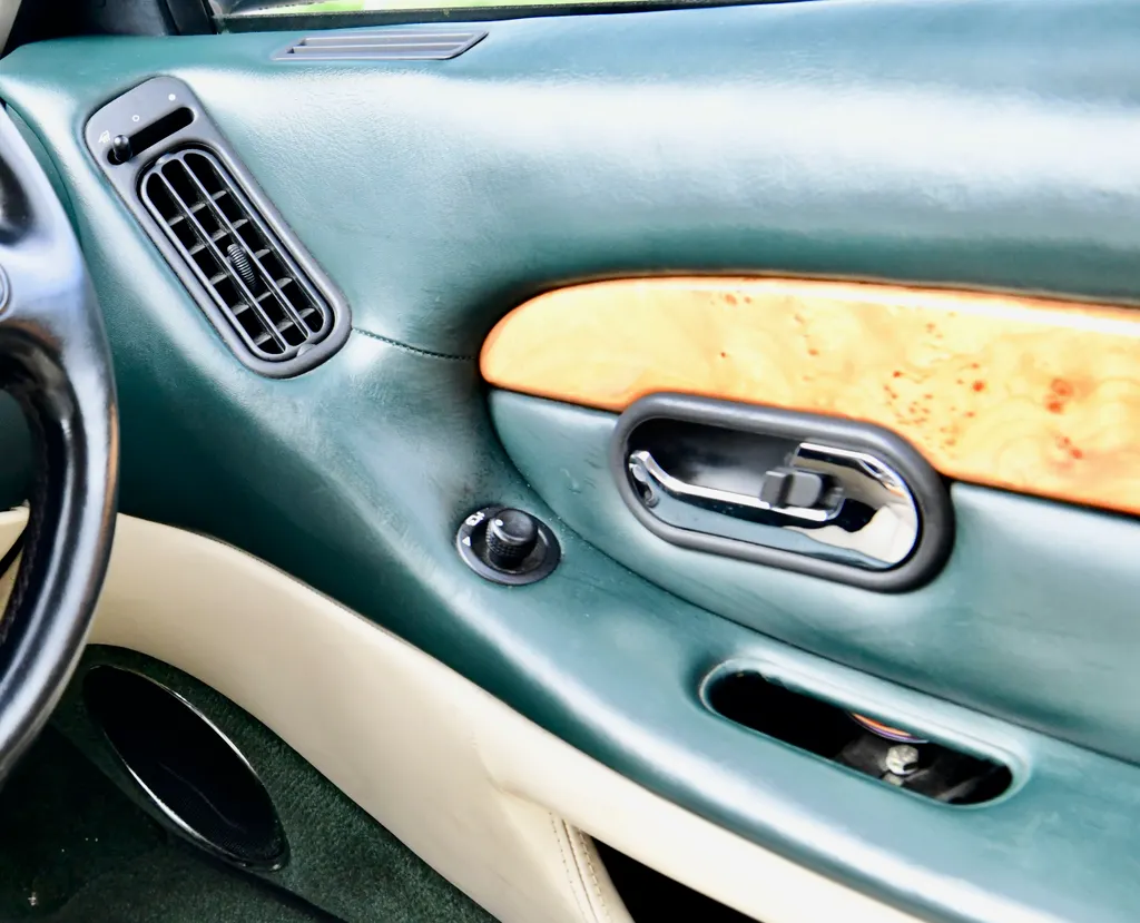 Aston martin db7 dl2ul3 5u0foauwgpbdl 