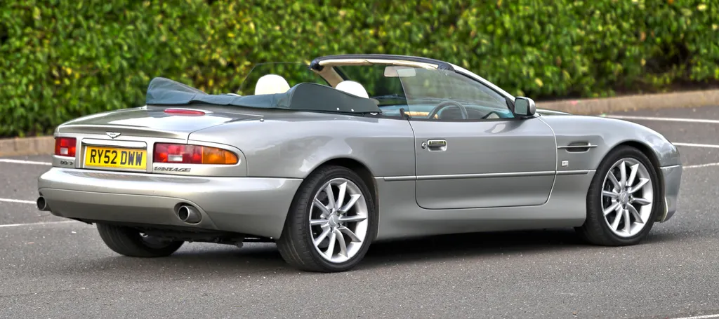 Aston martin db7 vpailfpcetd  qmrtkiwg