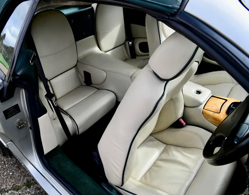 Aston martin db7 wwpbjgguxmuztl6pwsk76