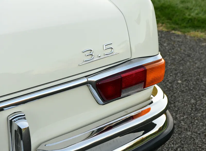 Mercedes benz 280sl w111 automatic 3.5 left hand drive ecadbhcet yjwv9loqtbi