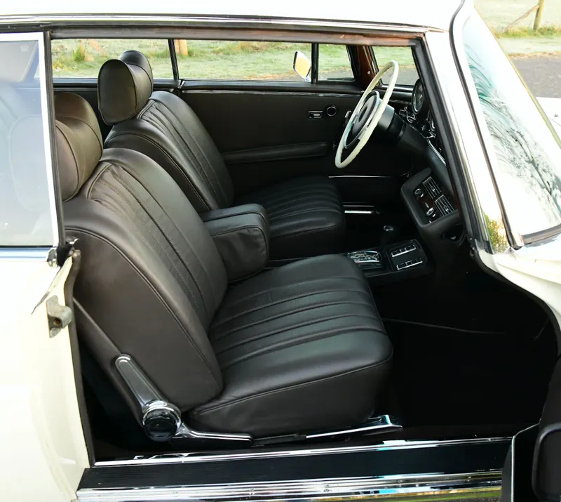 Mercedes benz 280sl w111 automatic 3.5 left hand drive fmzwx757q4a3skap7ngtf