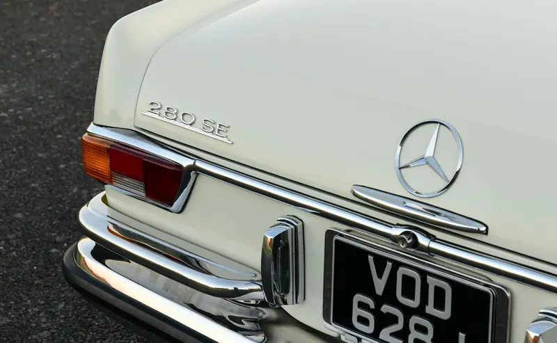 Mercedes benz 280sl w111 automatic 3.5 left hand drive hrh n6pzqh2nxqviygf7x