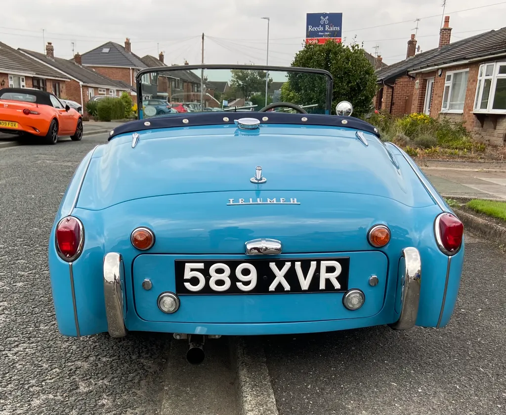 Triumph tr3a peueye54imueehovgxlek