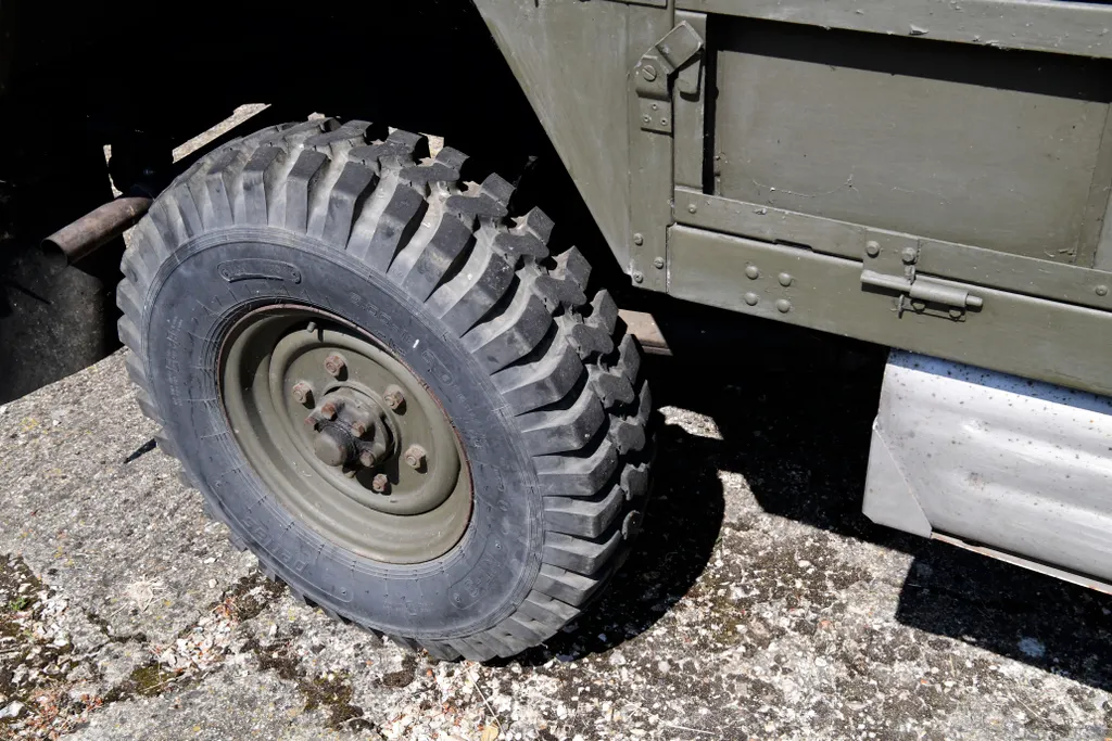 Land rover forward control 3.5 litre v8 e889xt7tpmhsaeuh wqnr