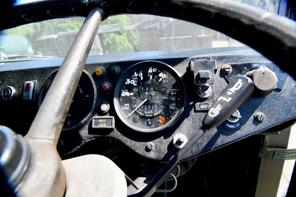Land rover forward control 3.5 litre v8 eexeqrefik6qtyupx6uzn