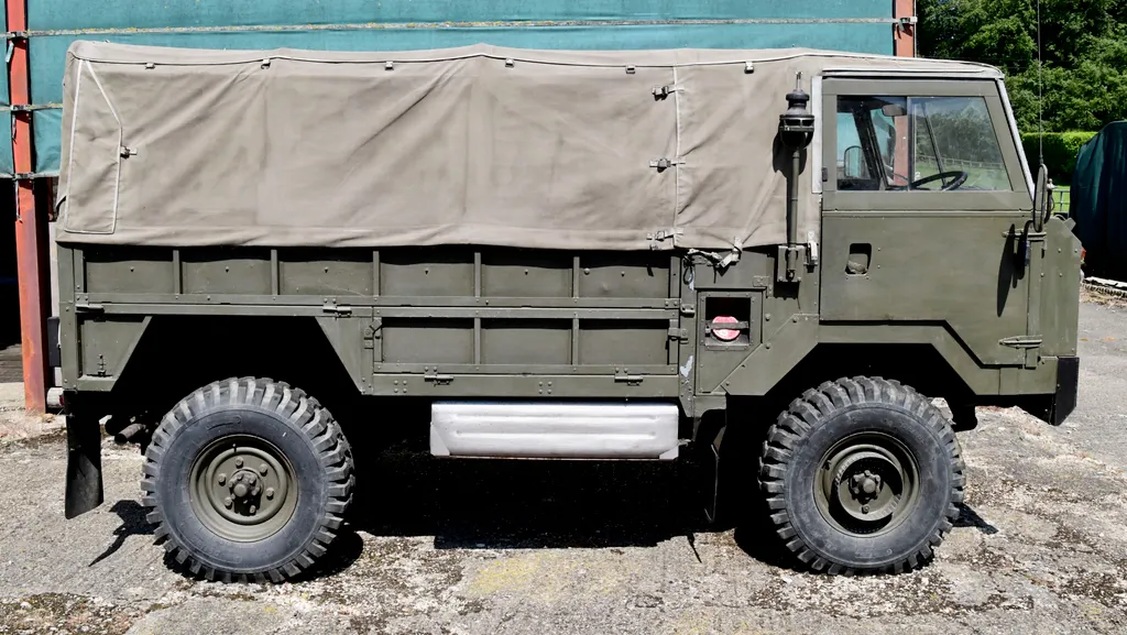 Land rover forward control 3.5 litre v8 rf0cm ojwirocppx qly9