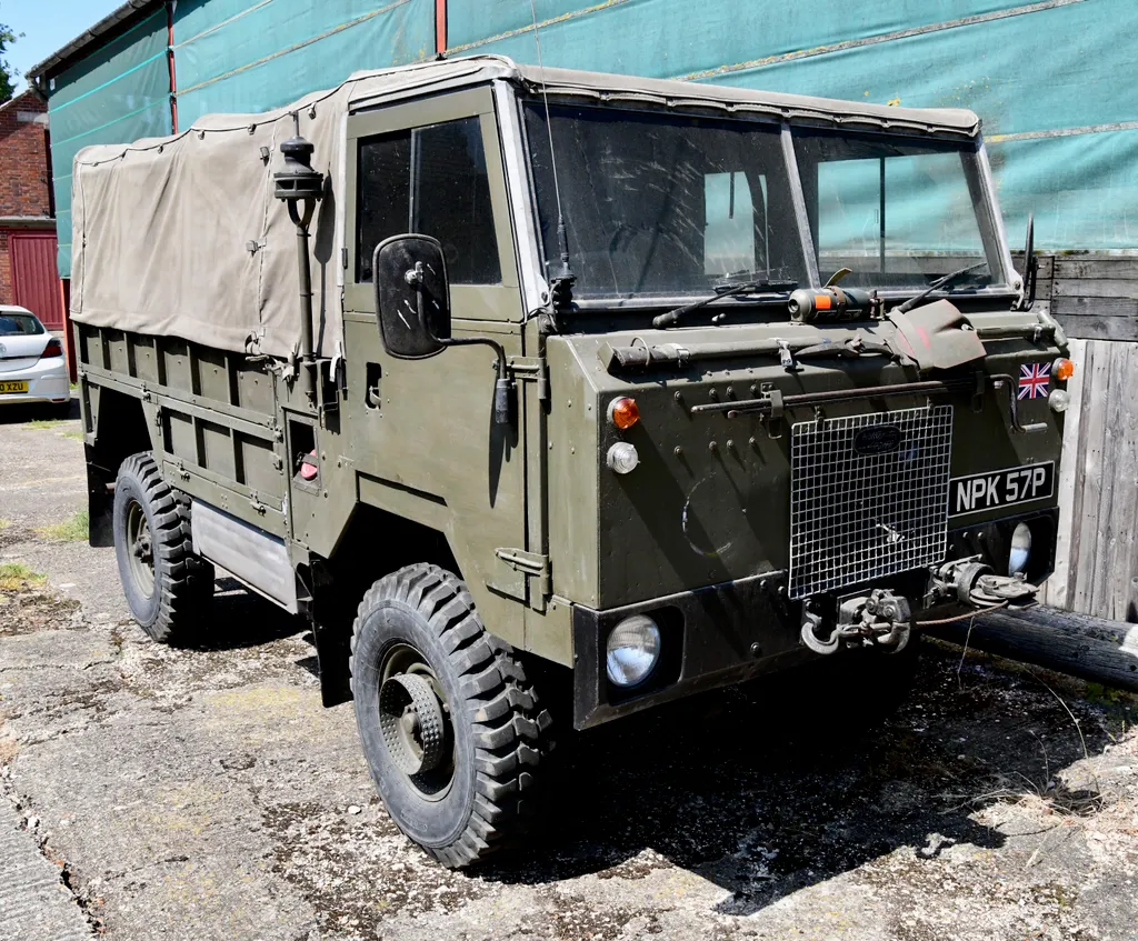 Land rover forward control 3.5 litre v8 pz9qy rgdio1siucrcikf