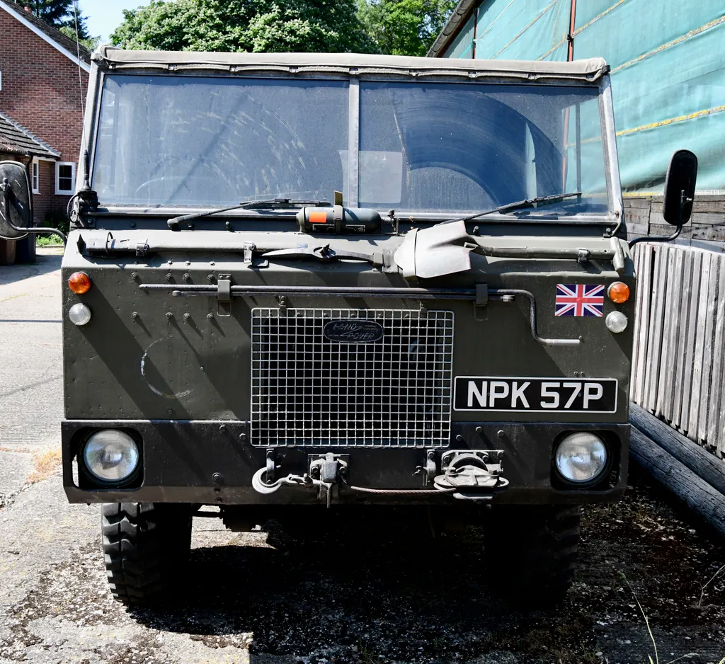 Land rover forward control 3.5 litre v8 toa7l8ovypxdippwhzkgz