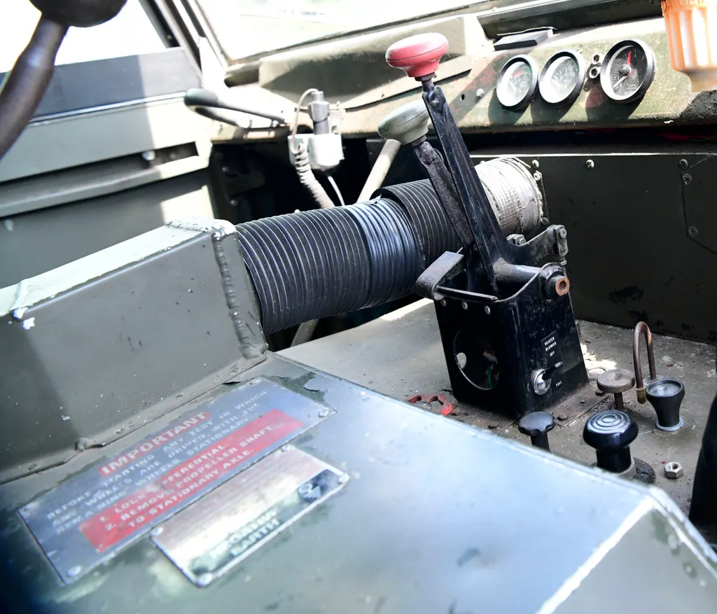 Land rover forward control 3.5 litre v8 wob wkvtooydrfnd1sl06