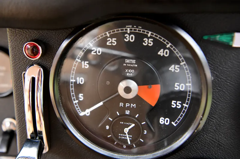 Jaguar  e type 4.2 litre series 1.5 fhc i1q oq6byx09hi3dakfse