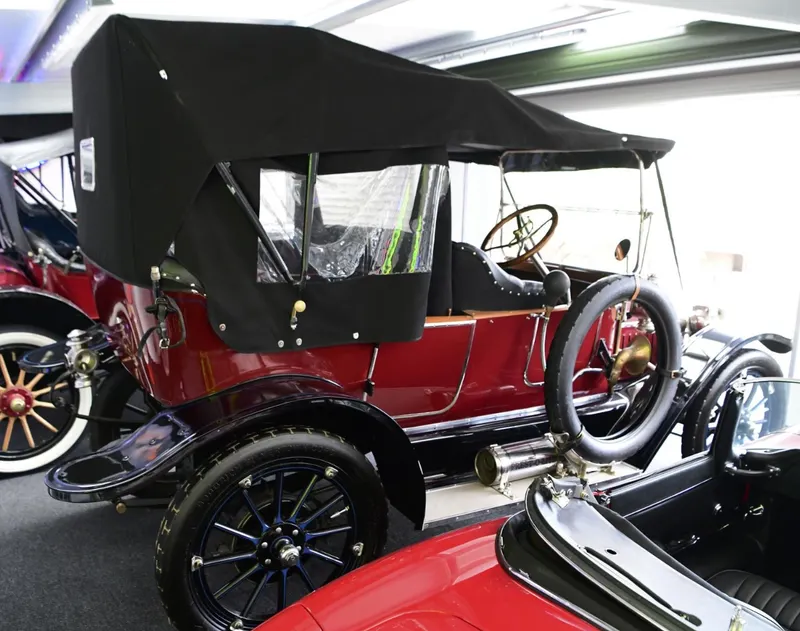 Buick model 25 pngopzagevrmwbntgaj9o